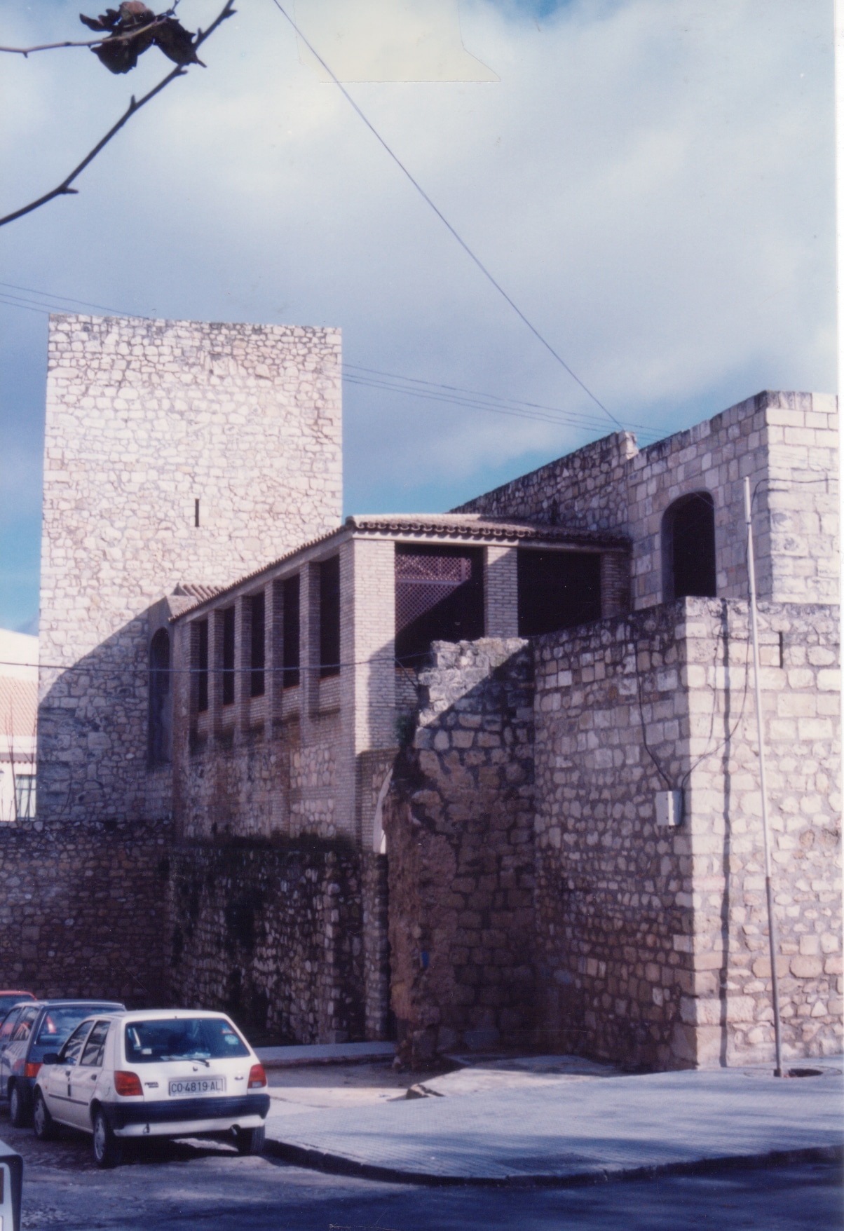 Rehabilitación de castillo en Madrid sostenible.